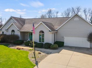 2167 S Paxton Dr, Warsaw, IN