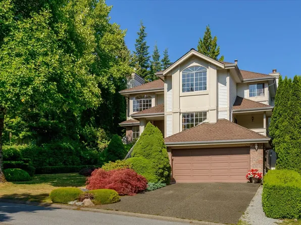 102 Aspenwood Dr, Pt Moody, BC V3H 4V6