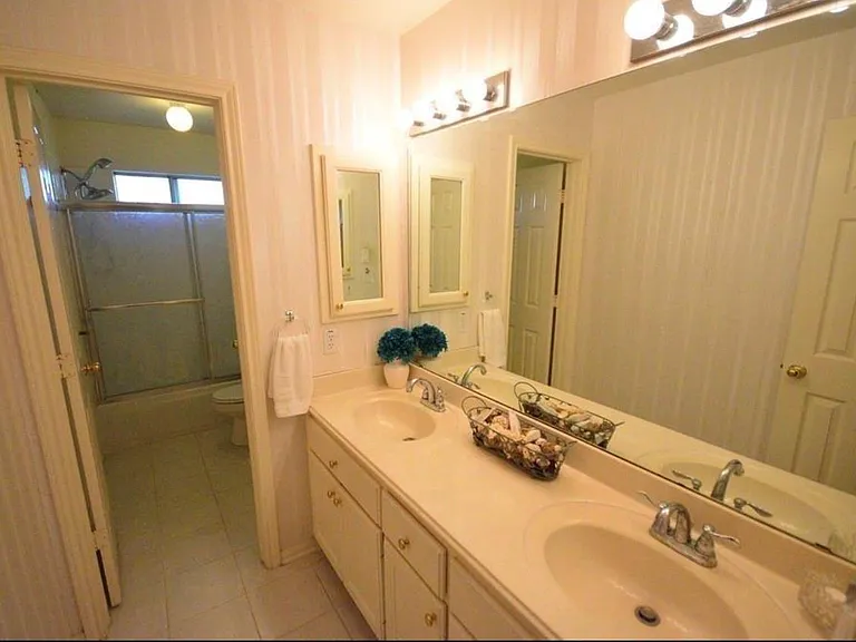 4319 Greystone Way — Photo 26