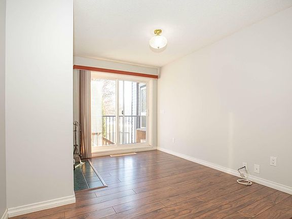 4th image of 106 48th Ave Unit 106