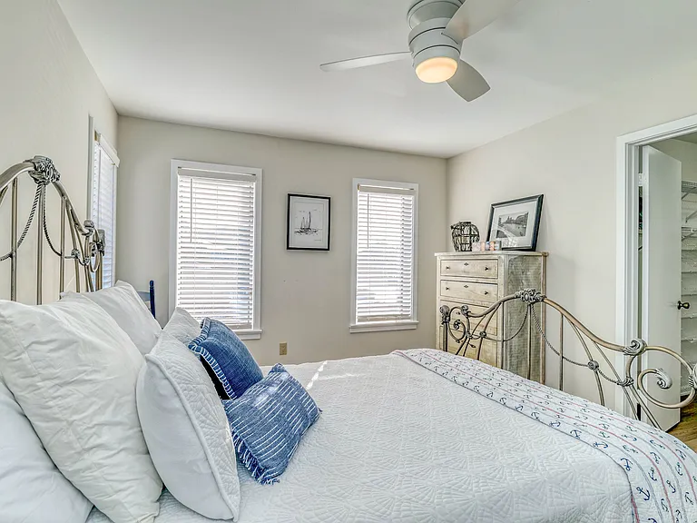 6 Brunswick Ct — Photo 35