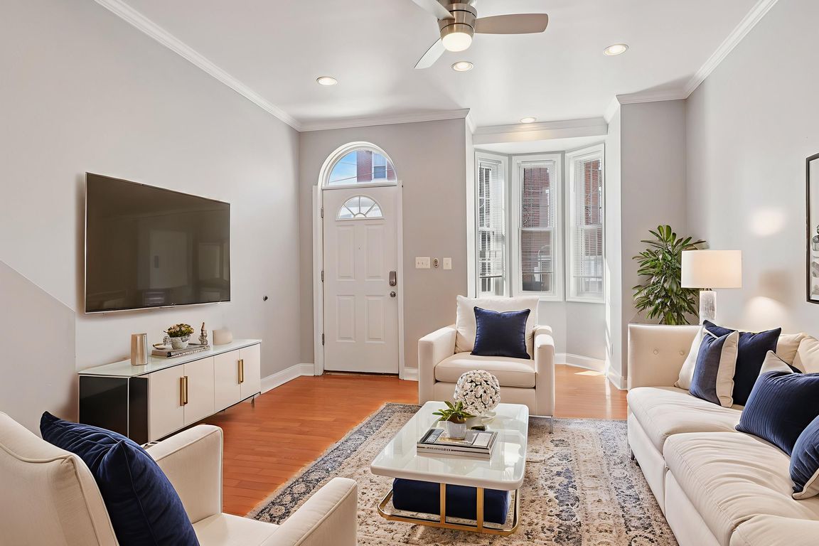 next background image