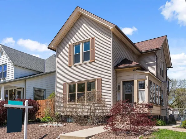 438 East Wilson STREET, Milwaukee, WI 53207