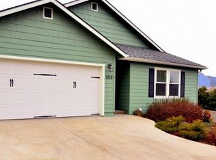 1312 Talent Ave #B, Talent, OR 97540