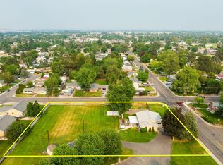 712 W 19th Ave, Kennewick, WA 99337