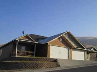 1350 Rohman Dr, Prosser, WA 99350