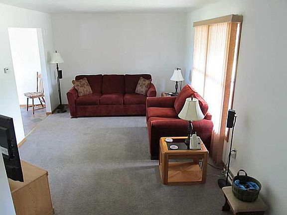 4th image of 830 E Grandview Blvd