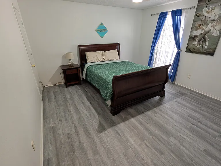 3216 Meadowview Dr — Photo 22