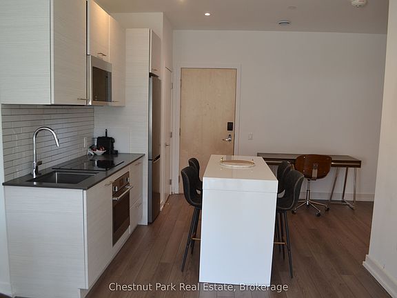 5th image of 120 Carrick Trl #112