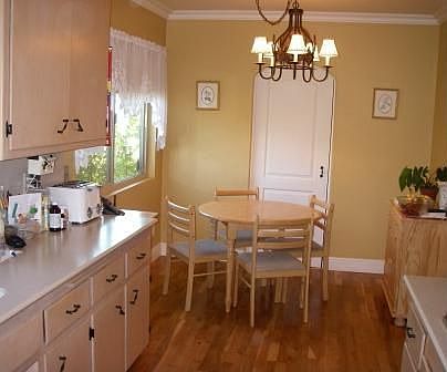 4th image of 9405 Cerro Vista Dr