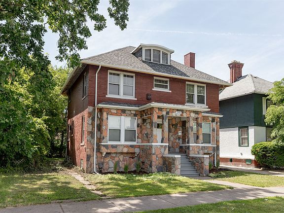 246Holbrook-100