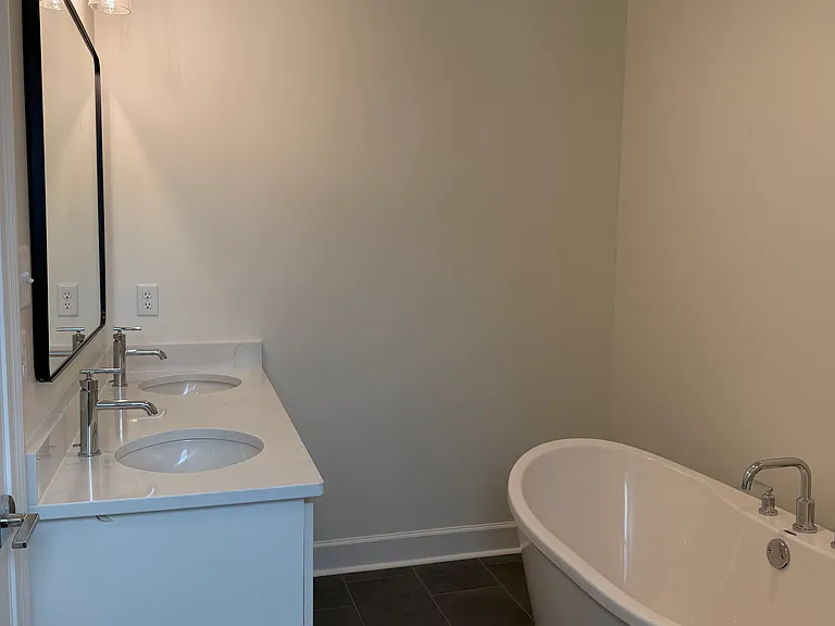 1510 Kaliste Saloom Rd #102 — Photo 14