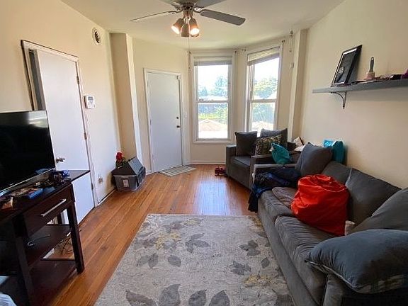 2nd image of 2603 W Chicago Ave APT 2R