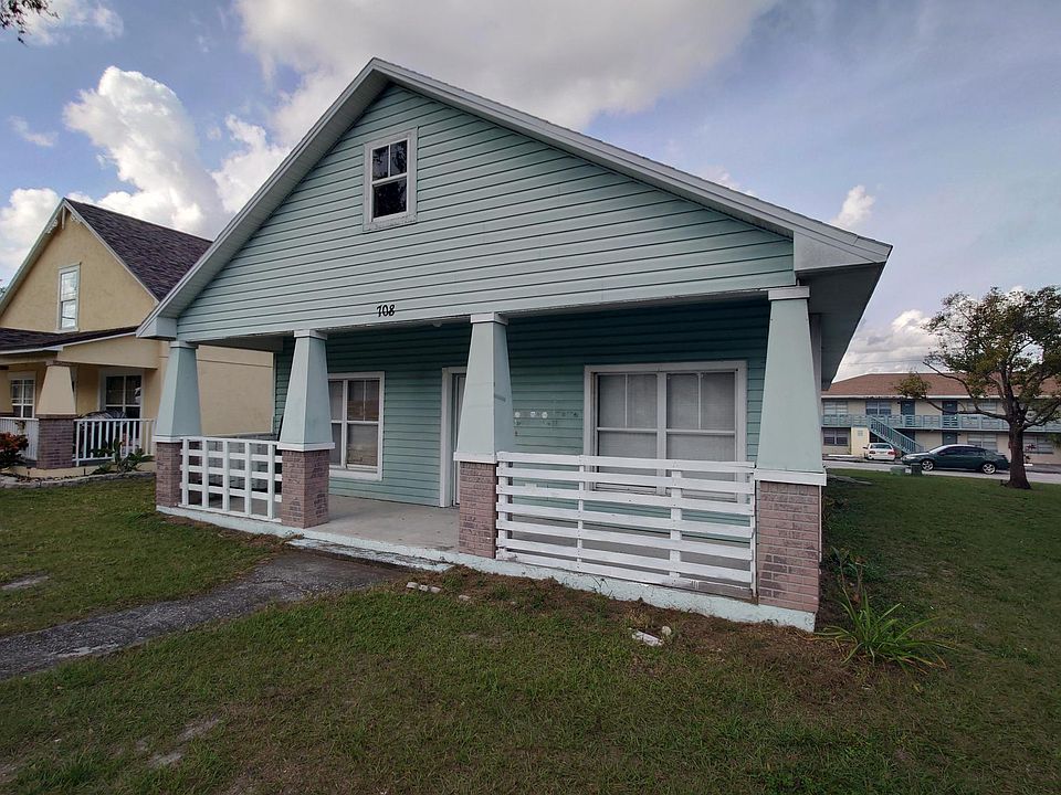 1st image of 708 E Parker St