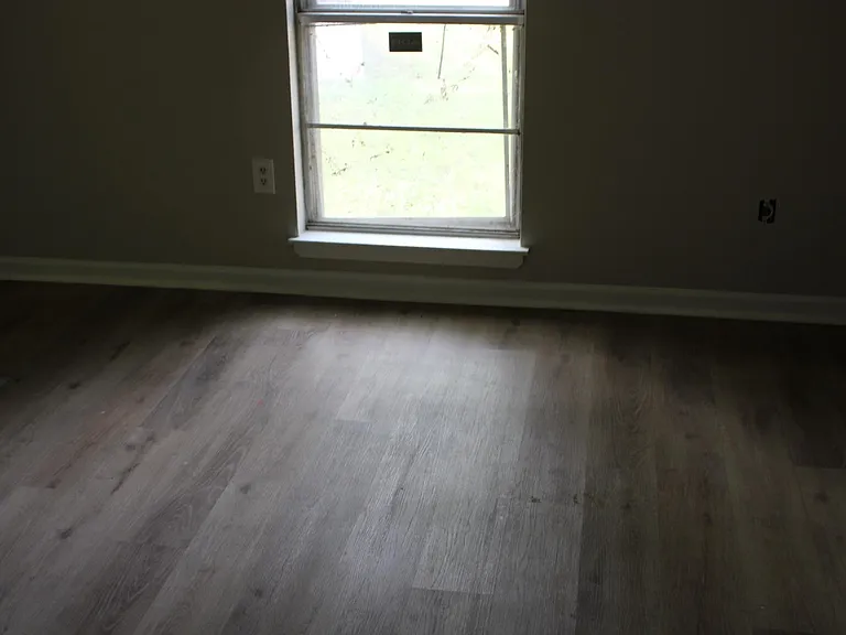 5116 Chantilly Dr — Photo 8