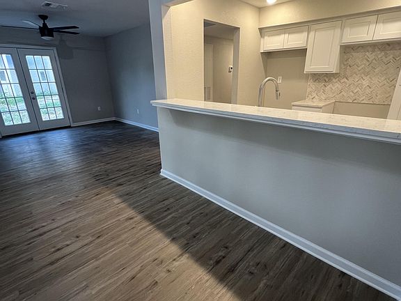 3rd image of 700 S Sims Ave #11161243