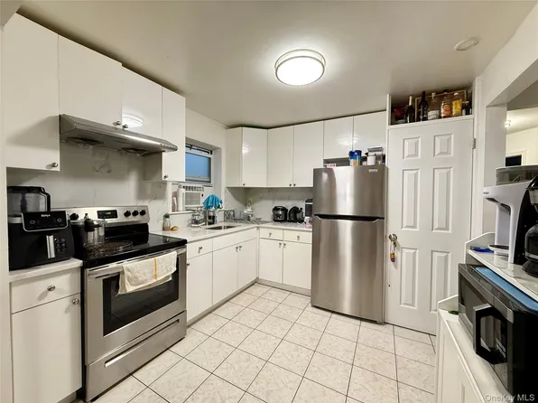 1846 College Point Boulevard, College Point, NY 11356