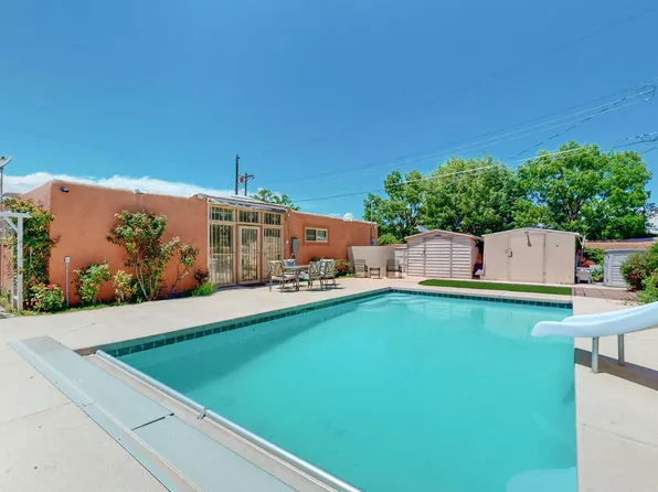 1986 Cherokee Rd NW, Albuquerque, NM 87107