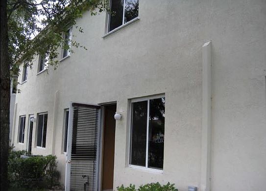 2nd image of 21121 NW 14th Pl APT 342