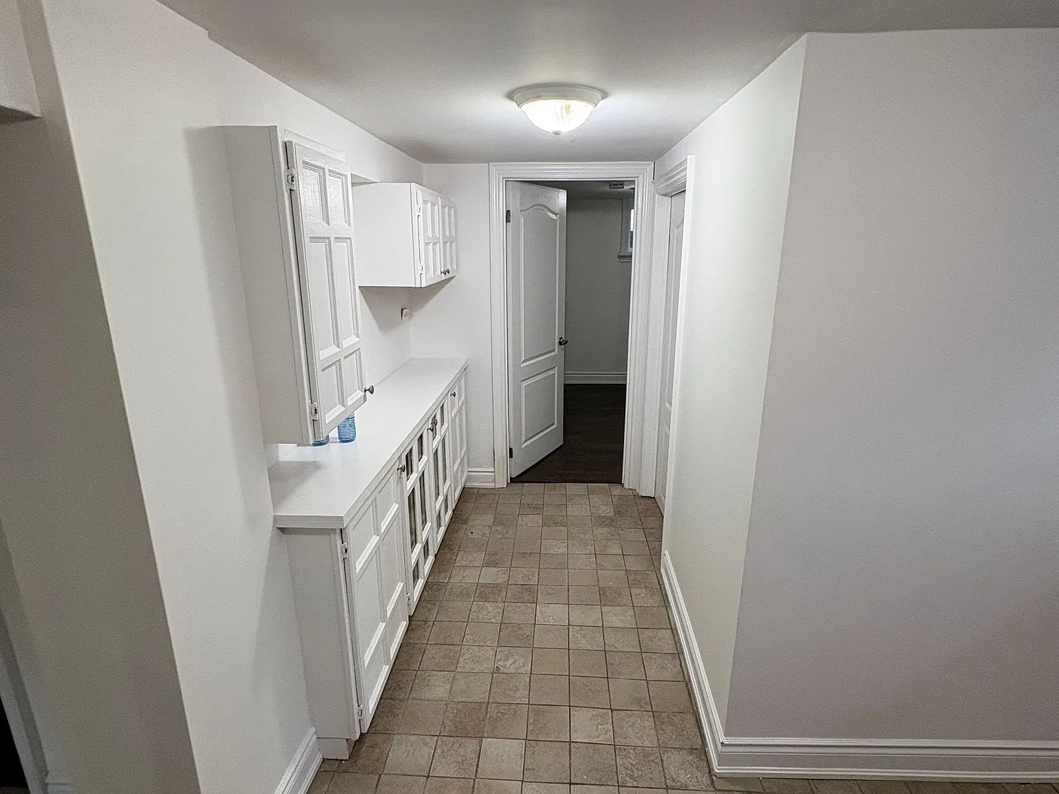 2 bed, $1,900 — Photo 3