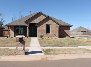 11741 SW 24th St, Yukon, OK 73099