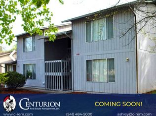 1551 High St APT 8, Eugene, OR 97401
