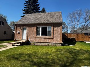 120 Roslyn Ave, Yorkton, SK S3N1N9
