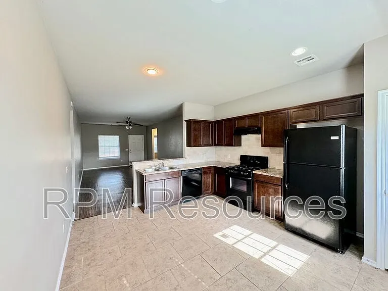 2920 Cider Mill Ln — Photo 15