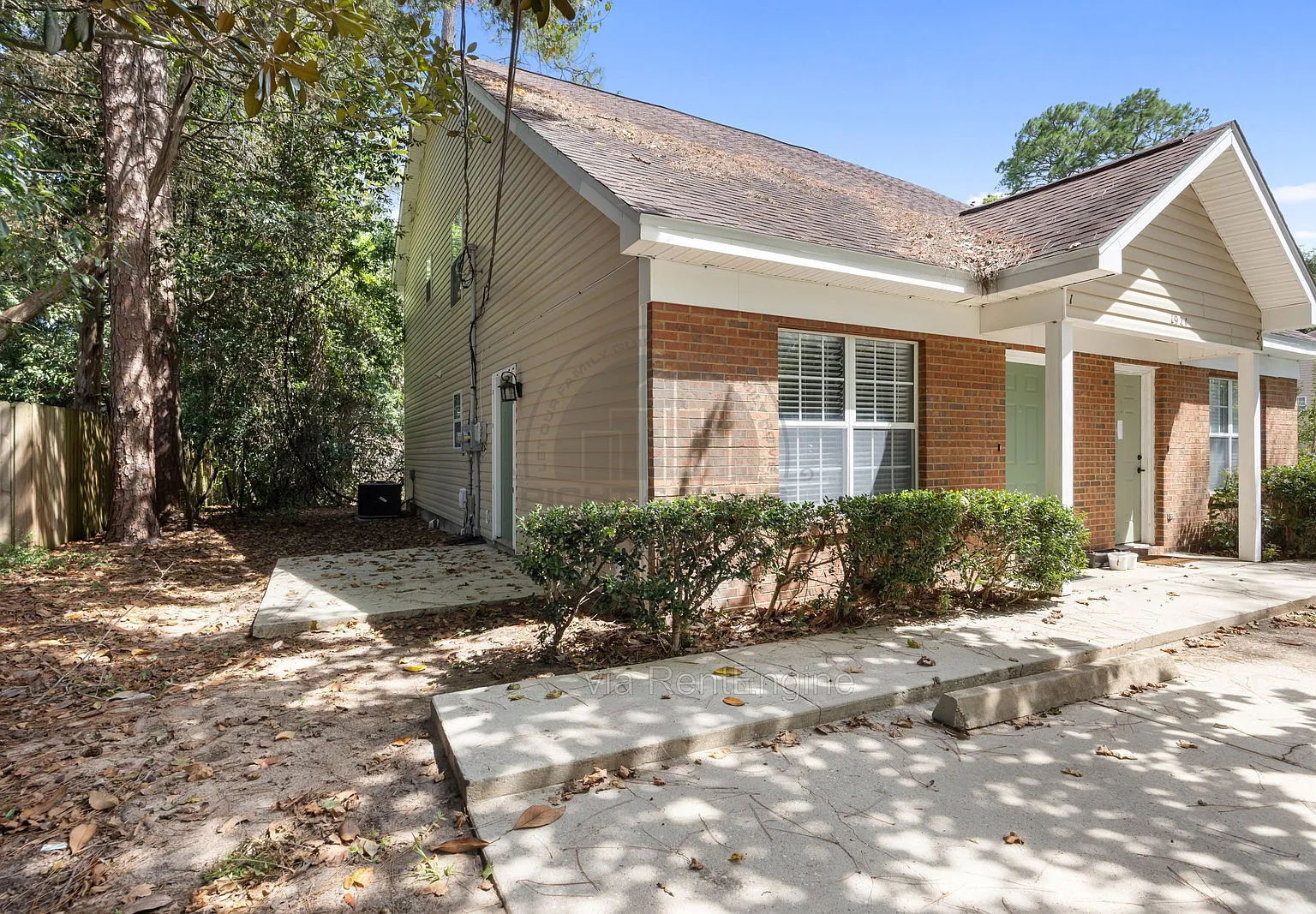 3 bed, 2.5 bath, 1260 sqft, $1,500 — Photo 3