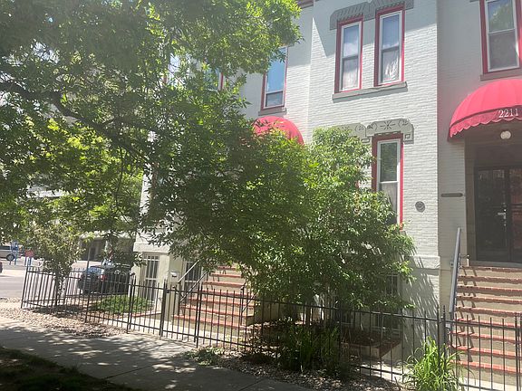 3rd image of 2211 Glenarm Pl