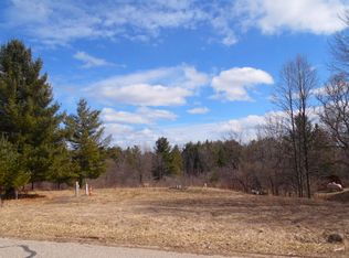 5458 Wellington Rd, Gladwin, MI 48624