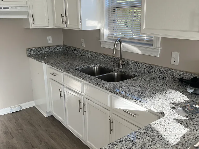4107 Park Ave — Photo 3