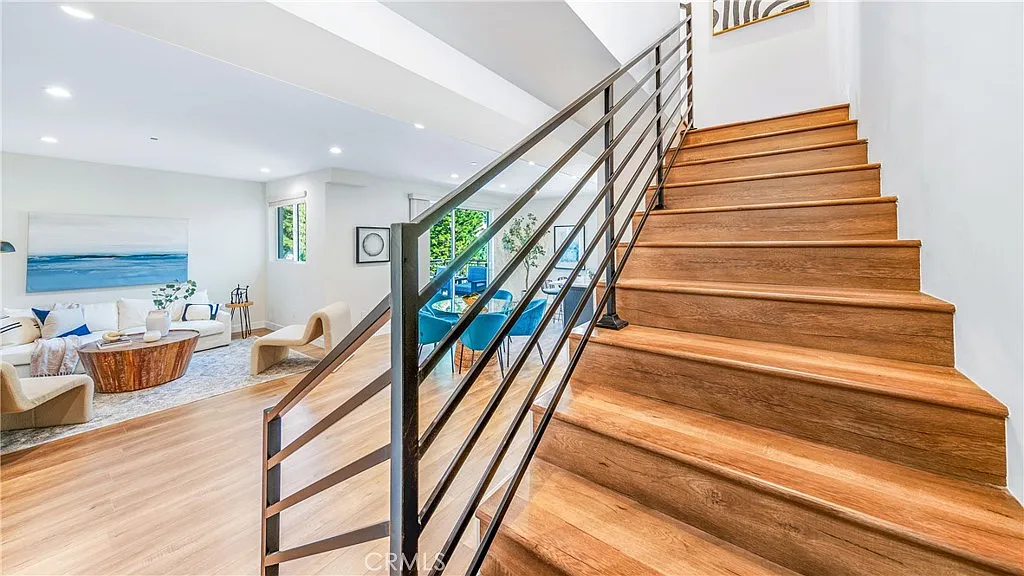 3 bed, 2.5 bath, 1698 sqft, $3,795 — Photo 1