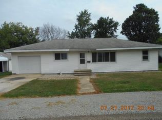 111 W Fillmore Ave, Charleston, IL 61920