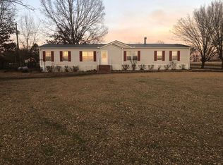 451 Robinson Rd, Columbus, MS 39701