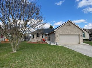 117 Parkview Dr, Strathroy Caradoc, ON N7G4A9