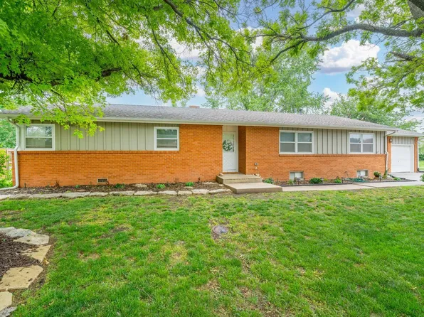 5601 Memphis St, Wichita, KS 67220