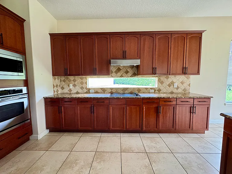 1657 Whitney Isles Dr — Photo 5