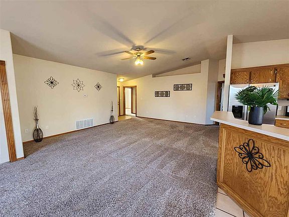 4th image of 106 SE Churchill Way