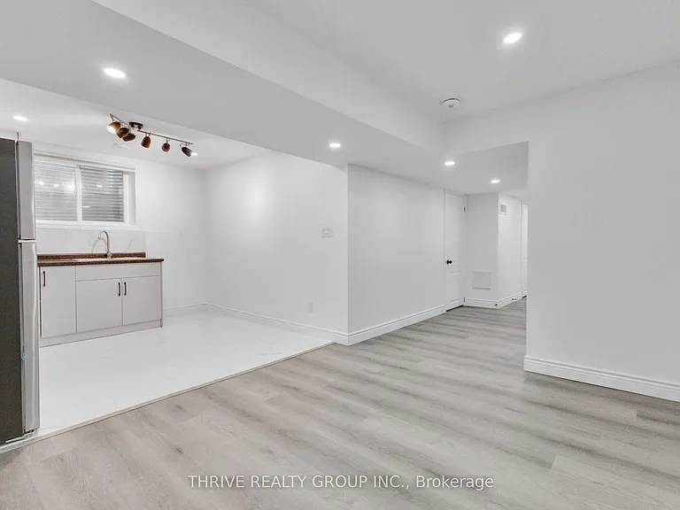 2043 Cedarpark Dr #LOWER — Photo 7