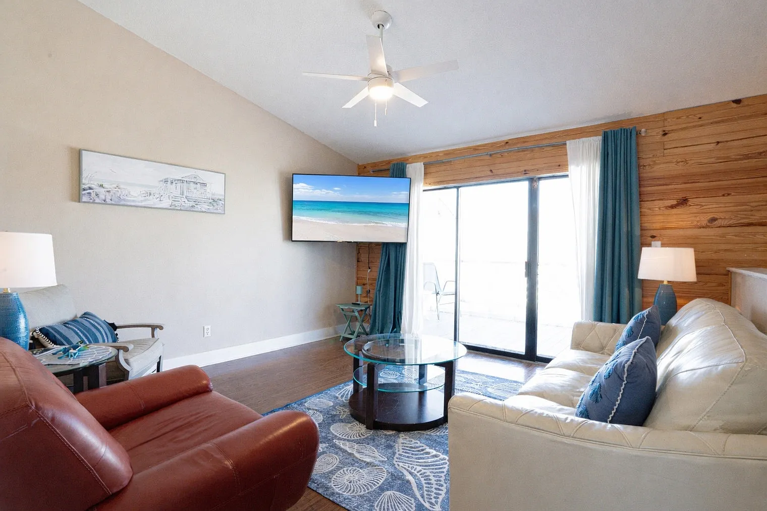 2 bed, 3.0 bath, 3003 sqft, $3,456 — Photo 1