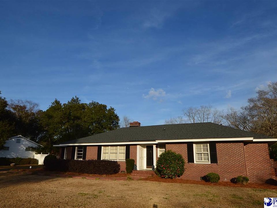 1st image of 213 W Richardson Cir