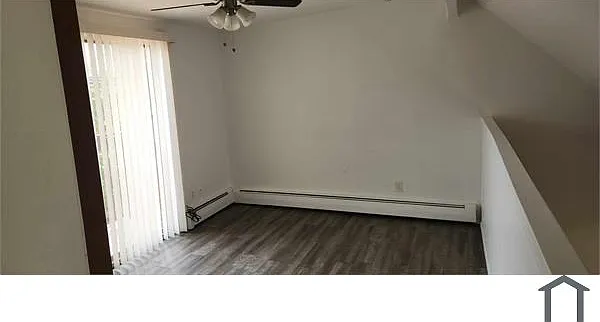 17464 Wildwood St #2 — Photo 4