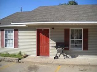 1300 Keona Pl APT B, Springdale, AR 72764