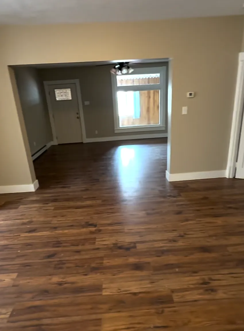 3 bed, 1730 sqft, $1,100 — Photo 4