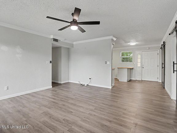 3rd image of 645 Union St