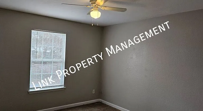 1106 Carline Rd #B — Photo 16