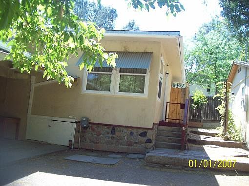 1st image of 3563 Vista St #B