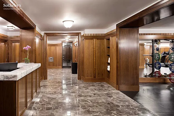 Sold by Sotheby's International Realty | media 20