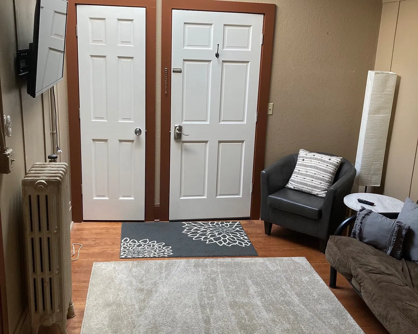 2 bed, 900 sqft, $1,350 — Photo 4